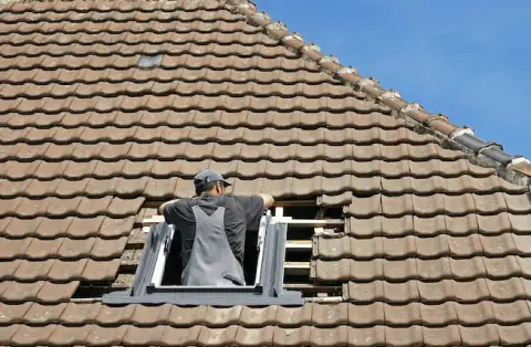 Pose de velux - Naujac-Sur-Mers